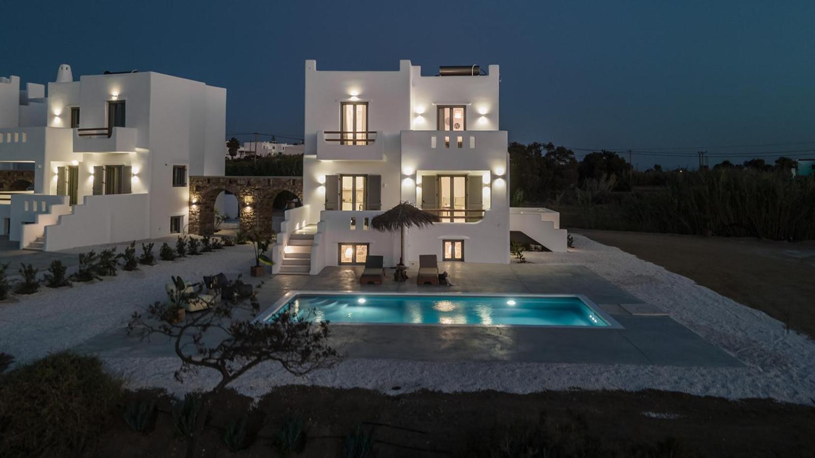 Nymphee Luxury Villas Agia Anna  Buitenkant foto
